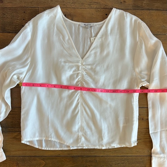 MADEWELL White blouse Brushed Ruched-Front Top Minimalist Lightweight Layering - Picture 6 of 10